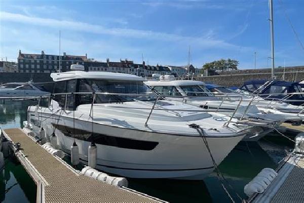 Jeanneau Merry Fisher 895